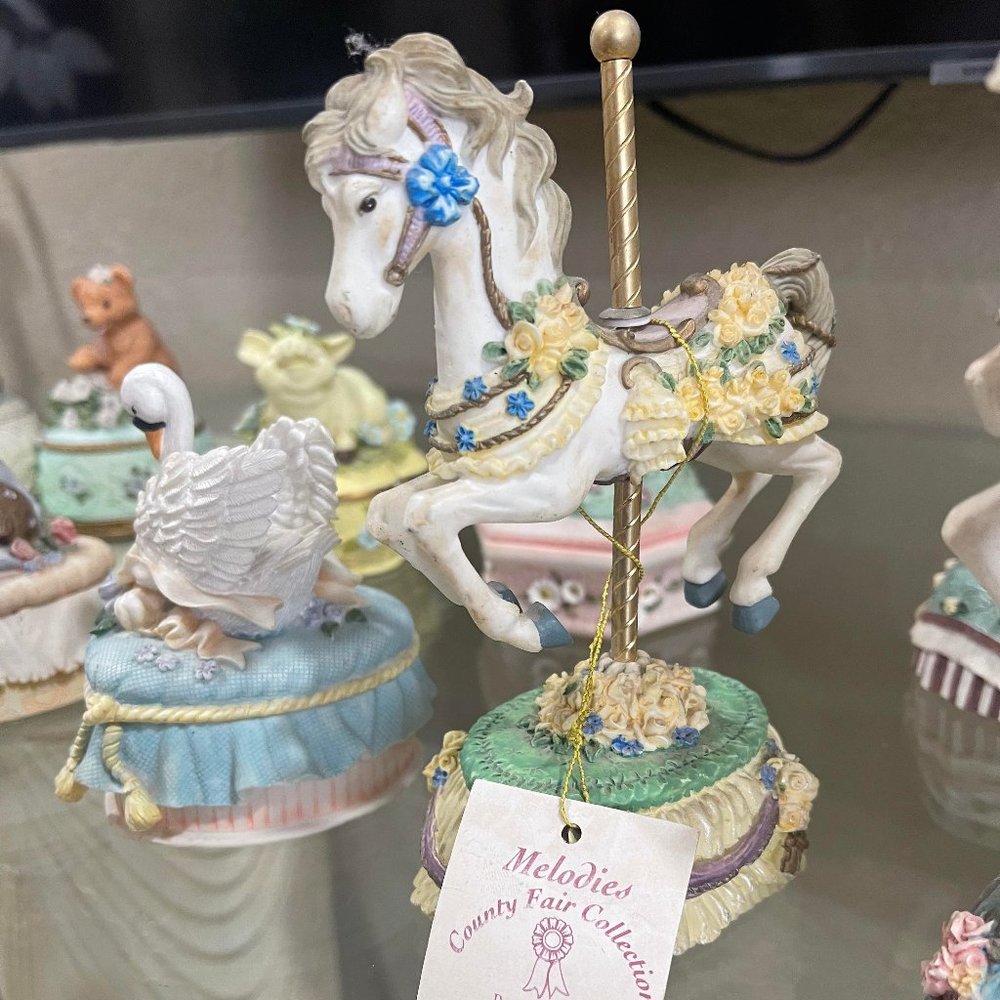 Carousel Musical Collection - Picture 15 of 16